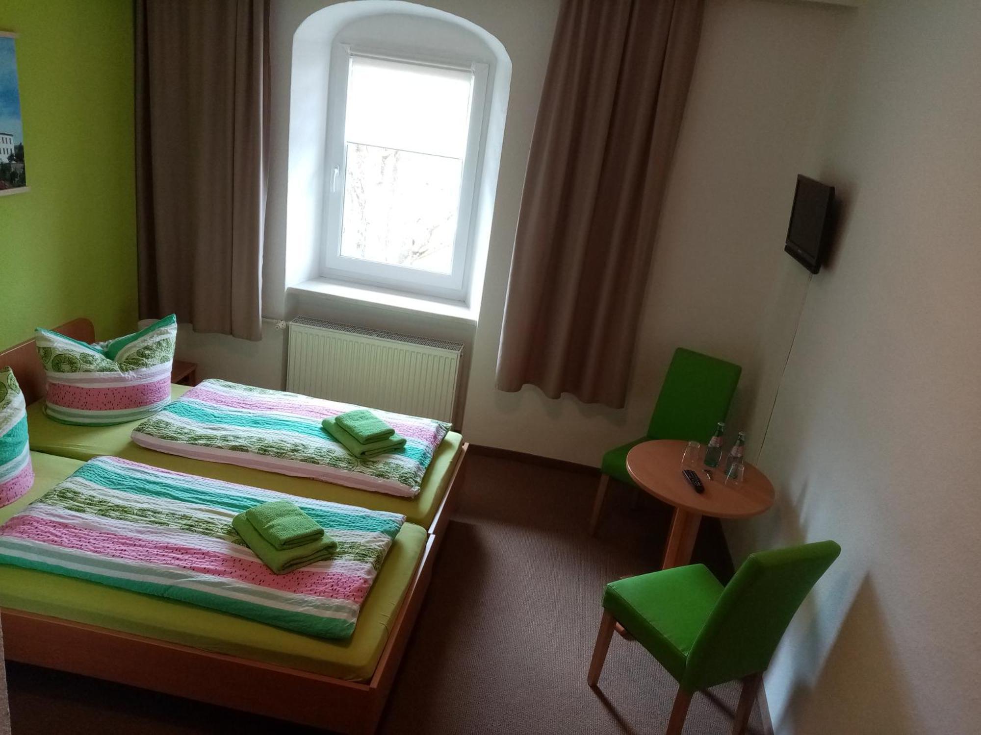 Pension Sommerfrische エーレンフリーデルスドルフ 部屋 写真